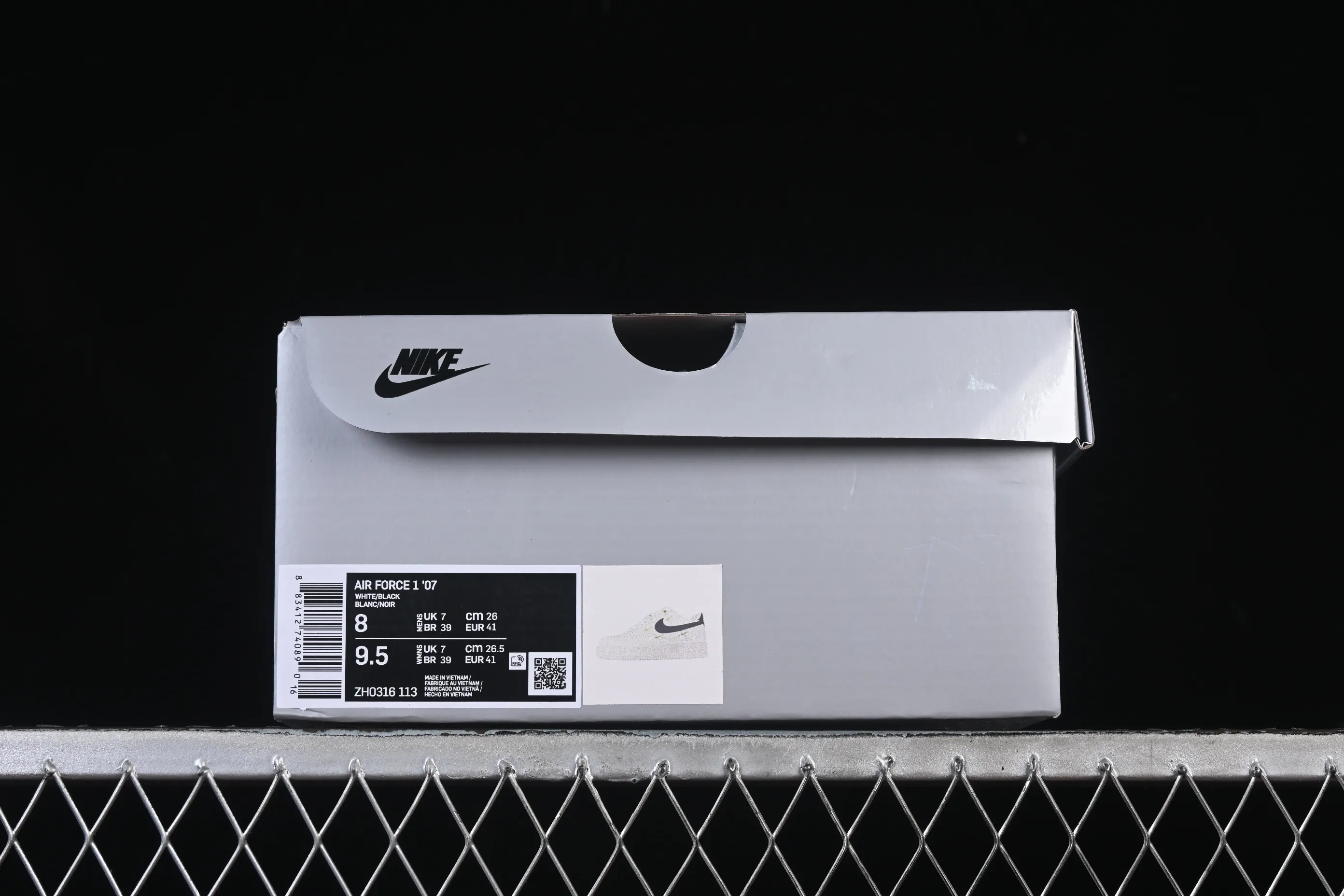 All categories Nk Air Force 1 Air Force series Nk Air Force 1 Low Air Force low top Nike Air Force 1'07 Low Four hooks black and white Air Force 1 low top casual sneakers ZH0316-113